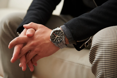 seiko presage jam tangan pria, jam tangan seiko presage, rekomendasi jam tangan, jam tangan klasik untuk pria, jam tangan vintage untuk pria, jam tangan berkelas untuk pria, ide kado jam tangan untuk pria